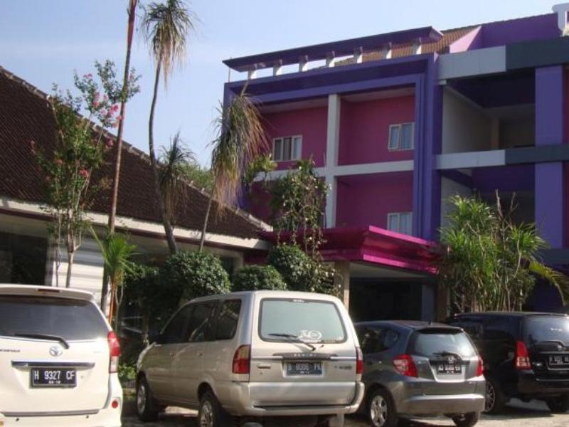Twin Star Hotel Solo Buitenkant foto